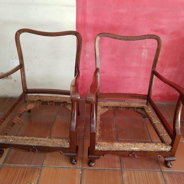Lustração e restauração de móvel – Daisy Decorações